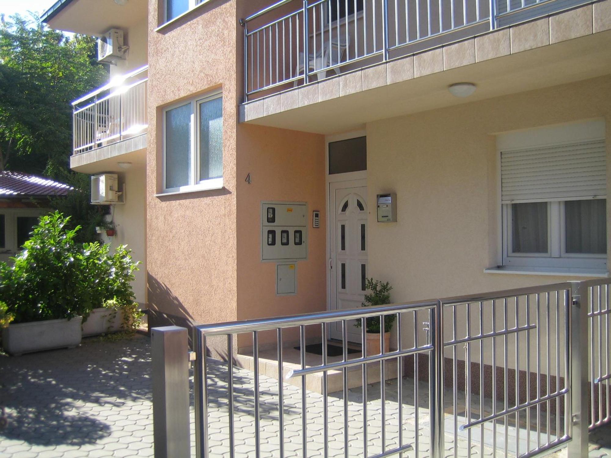 Apartman Mona Aparthotel Mostar Exterior photo